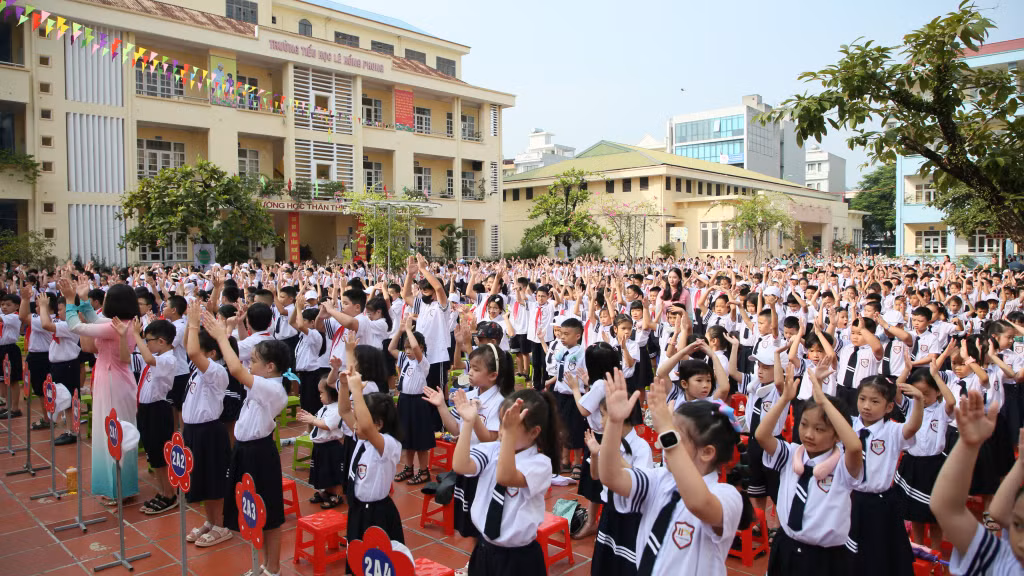 Students look excited about going back to school.