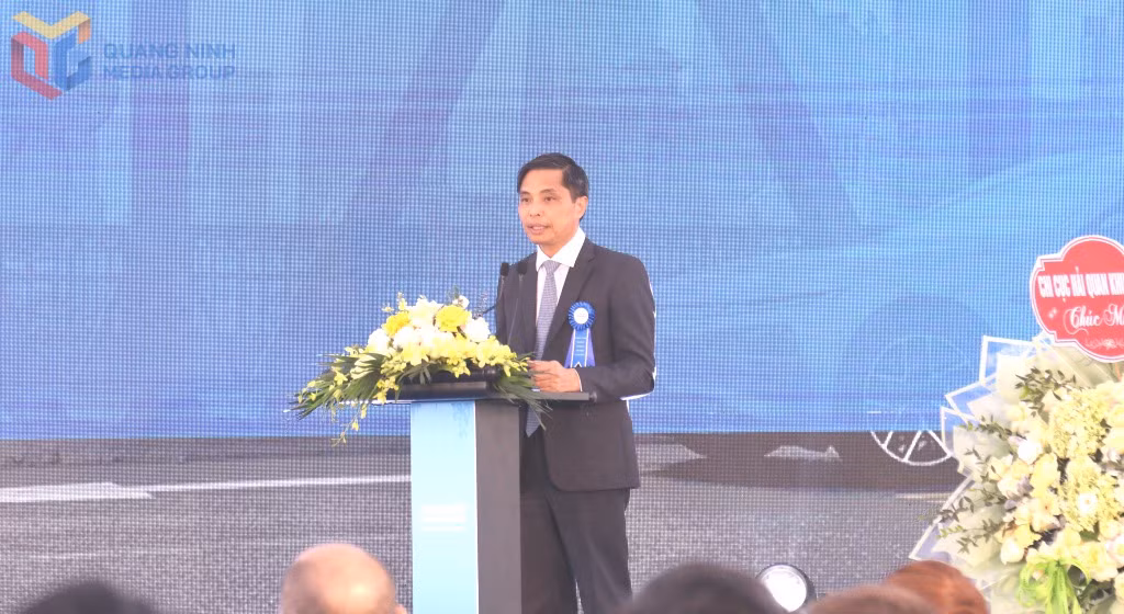 Standing Vice Chairman of the Provincial People’s Committee, Vu Van Dien, delivered remarks at the inauguration ceremony.