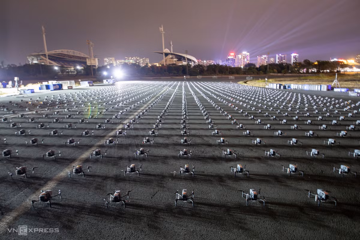 Over 4,000 drones light up Hanoi sky in Lunar New Year's rehearsal