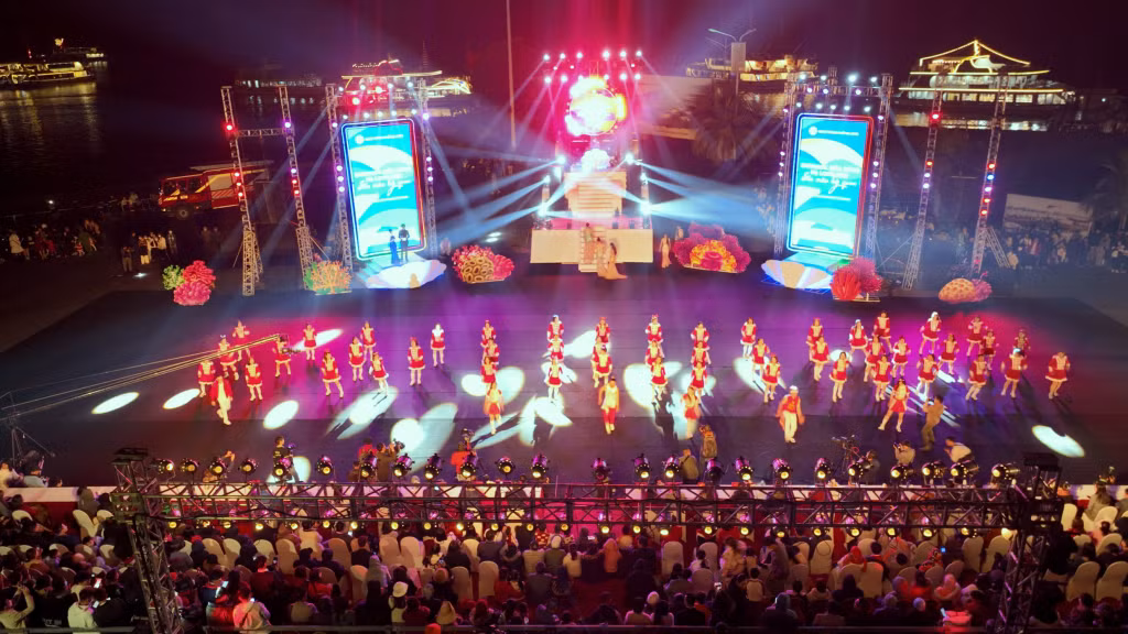 The highlight of this year's carnival is the mobile stage and a professional sound and light systems.