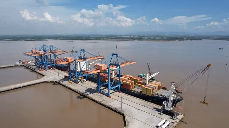Lach Huyen Port, Hai Phong City (Photo: NDO)