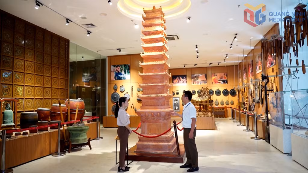A reconstructed model of the Van Don Buddhist Stupa is on display at the Quang Ninh Museum and Library.