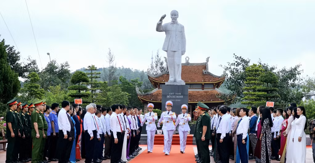 Sacred flag-raising ceremony