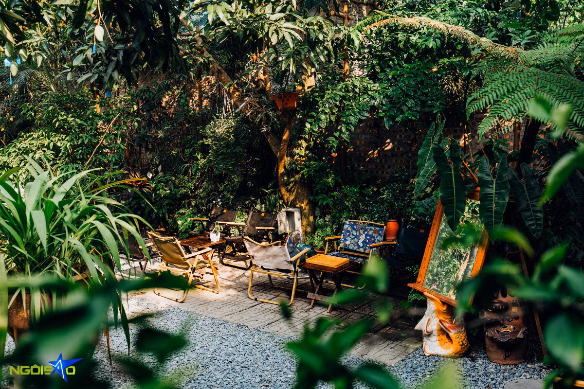Escape to greenleaf retreat: A tranquil coffee spot in Hanoi