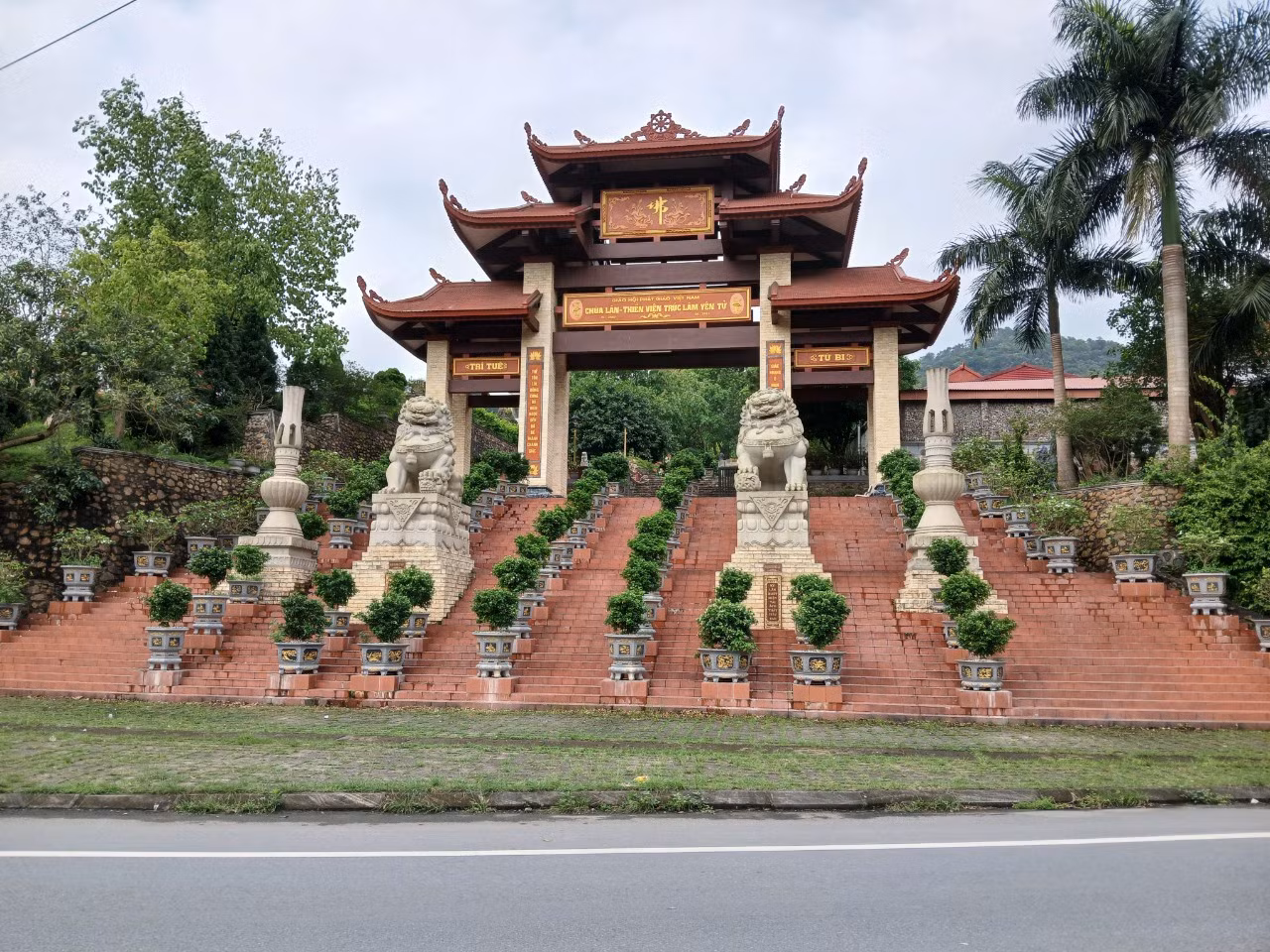 Truc Lam Yen Tu Pagoda