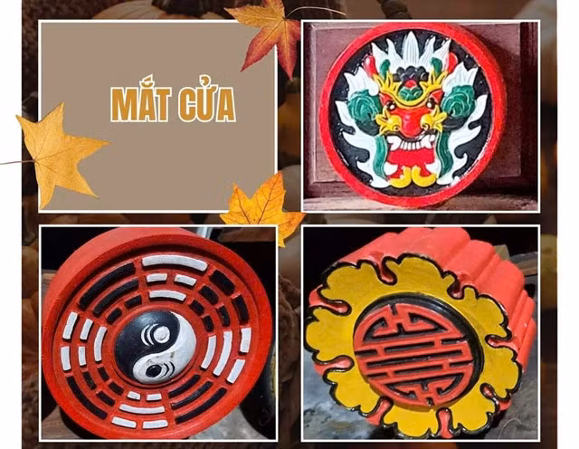 A collection of decorative patterns of doors in Hội An ancient town is opened for public at 149 Trần Phú Street, Hội An City from November 21 to December 6. Photo courtesy of Hội An City's Centre of Relic and Heritage Management