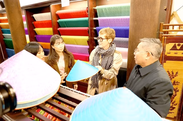 Vạn Phúc silk village is home to nearly three hundred households dedicated to silk weaving and trade.