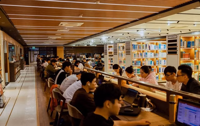 Students at Duy Tân University.— Photo Duy Tân University