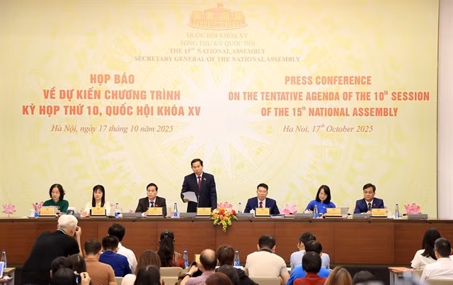 The press conference informing the upcoming 15th National Assembly session on October 17 in Hà Nội. VNA/VNS Photo