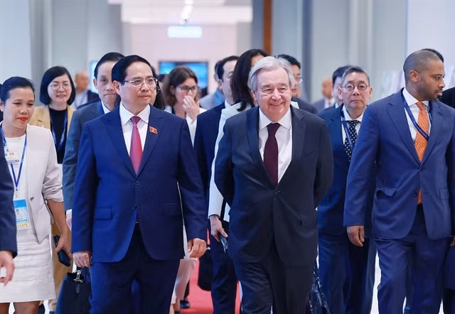 Prime Minister Phạm Minh Chính and United Nations Secretary-General António Guterres attend the first high-level plenary session.