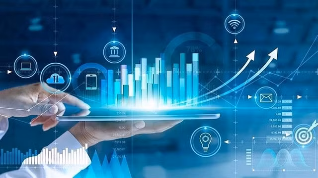 Deputy PM Nguyễn Chí Dũng approves programme to boost private investment in digital infrastructure through 2030. — Illustrative photo. Photo baochinhphu.vn