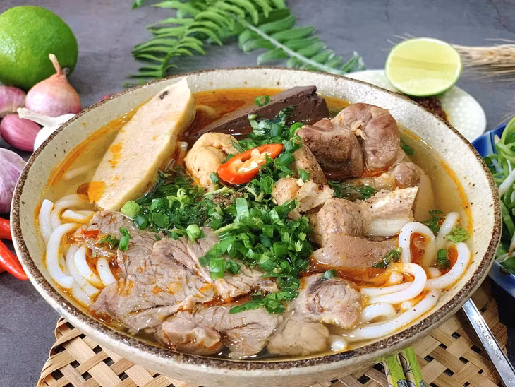 7 Vietnamese soups among Southeast Asia’s best ảnh 7 7 Vietnamese soups among Southeast Asia’s best