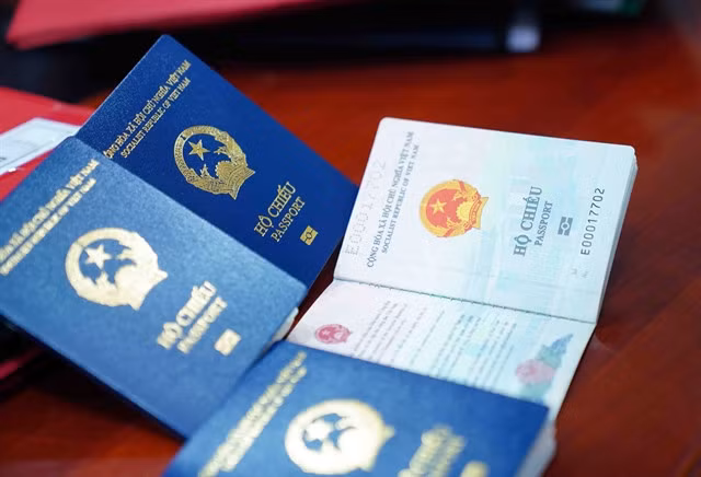 The passports with electronic chips are issued from March 1. VNA/VNS Phạm Kiên