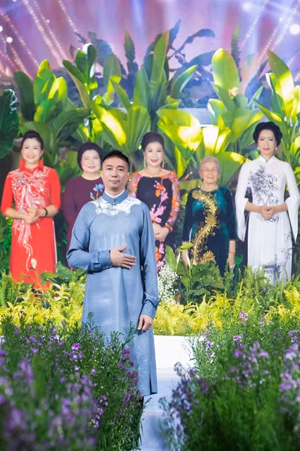 Designer Đỗ Trịnh Hoài Nam during the collection showcase. He took part in this year's Áo Dài festival as a designer and áo dài ambassador. — Photo courtesy of HCM City Áo Dài Festival