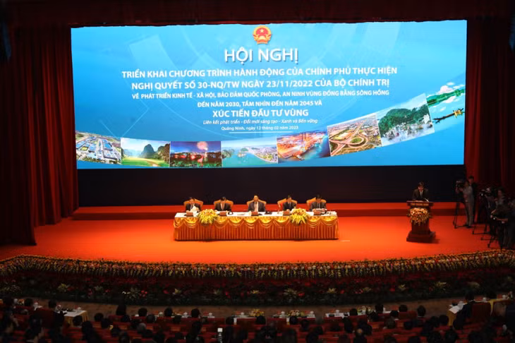 The meeting is chaired by Prime Minister Pham Minh Chinh.
