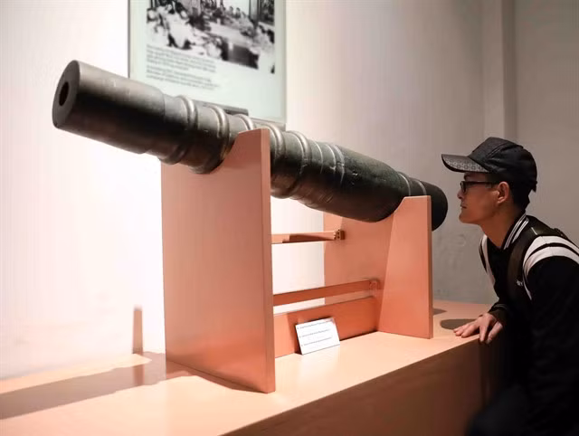 The cannon of Lê Trung Hưng dynasty, 17th century. — VNA/VNS Photo Thahn Tùng