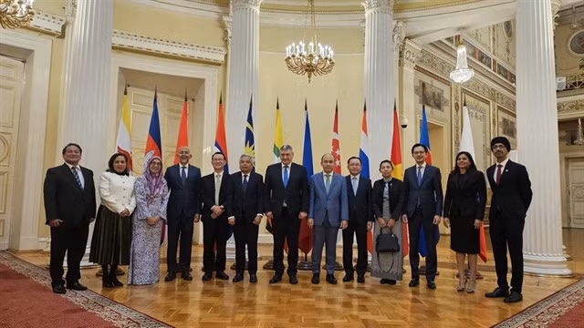 Heads of ASEAN and Russian delegations at the event. VNA/VNS Photo