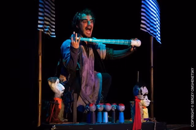 Brazilian puppetees performed at the 5th International Puppetry Festival 2018. Photo thethaovanhoa.vn