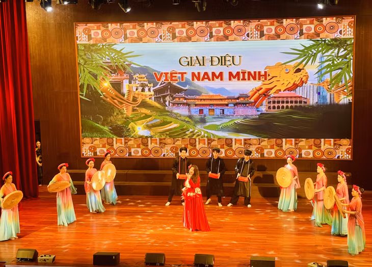 Vietnamese students perform in a cultural exchange program.