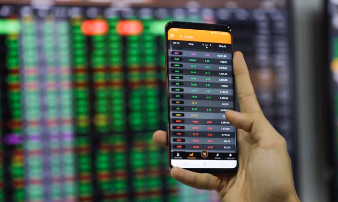 VN-Index hits 10-week high