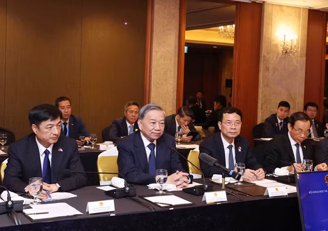 Party General Secretary Tô Lâm attends the Việt Nam–Republic of Korea dialogue on innovation, digital transformation and scientific advancement in Seoul on Tuesday. — VNA/VNS Photo Thống Nhất