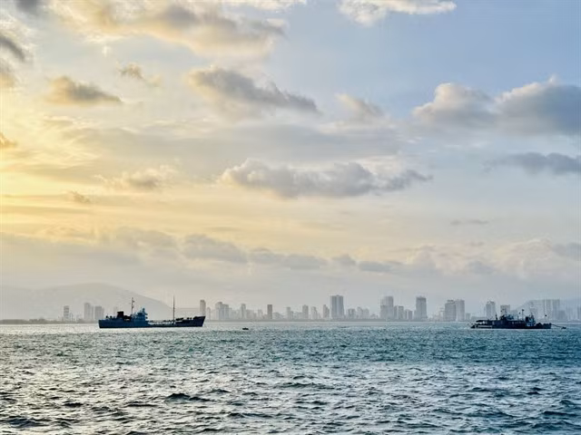 Nha Trang City viewed from the sea. — VNA/VNS Photo