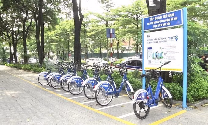Hanoi rolls out public bicycle sharing service in inner districts