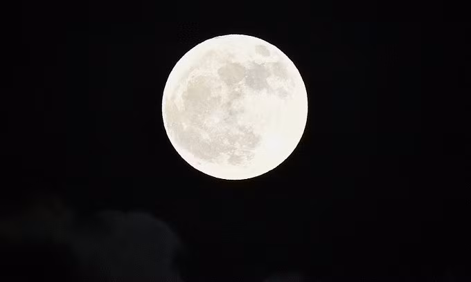 'Supermoon' to grace Vietnam tonight