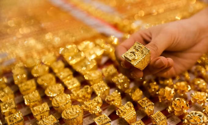 Gold jumps to near 7-month high