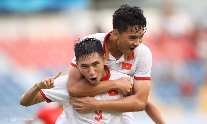 Vietnam start AFF U23 Championship with big win against Laos