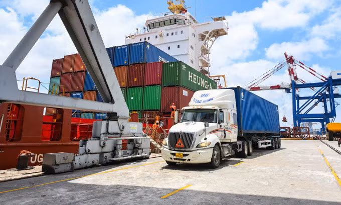 High logistics costs hurt Vietnam’s economic competitiveness