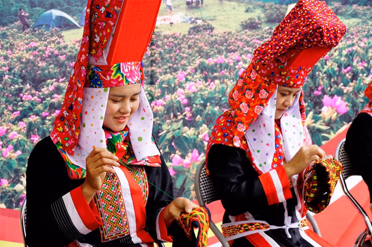 These activities bear the cultural identity of ethnic communities in Binh Lieu.