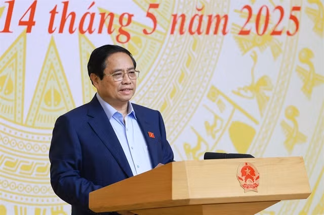 Prime Minister Phạm Minh Chính chairs the meeting with government officials on Wednesday. —VNA/VNS Photo