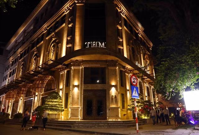 Headquarters of Tân Hoàng Minh Group in Hà Nội. The chairman of the group, Đỗ Anh Dũng, was arrested over alleged legal violations in bond issuance and mobilisation of investor capital. — VNA/VNS Photo
