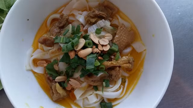 M2 Quảng, a flat rice noodle of Quảng Nam, is listed in the national cuisine collection. The food is a typical dish of central Việt Nam. VNS Photo Công Thành