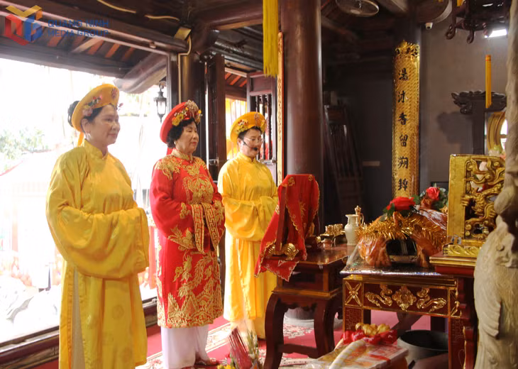 Thực hiện nghi lễ rước