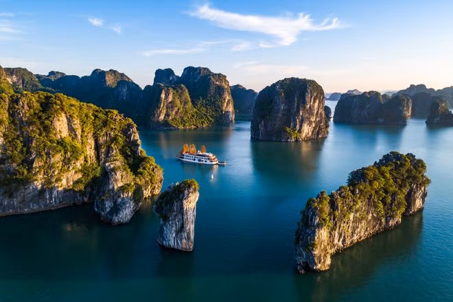 Ha Long Bay, a UNESCO World Heritage Site (Photo: VNA)