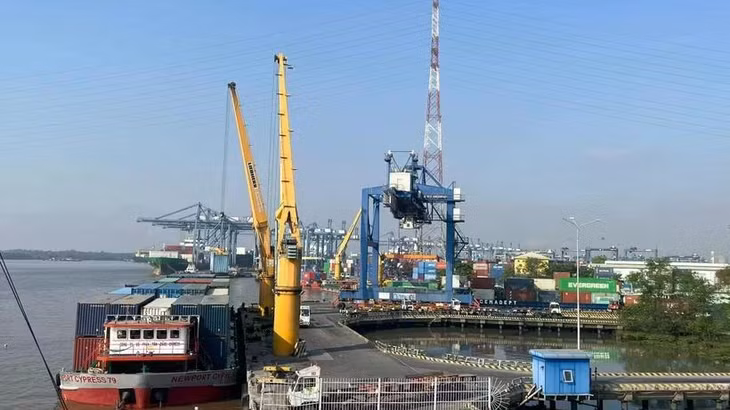 Vietnam has proactively reviewed and adjust tariffs, particularly on US imports, as part of efforts towards balanced trade relations. (Illustrative photo - Source: VNA)
