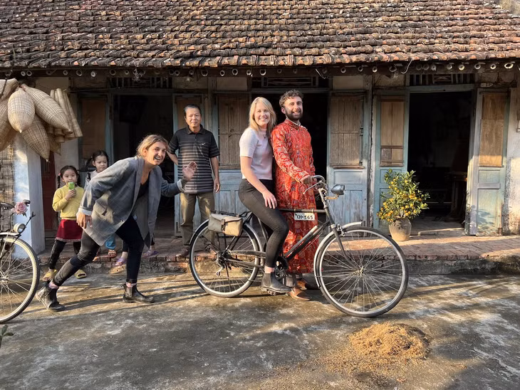 Back to the past: Tour revives memories of old Tet