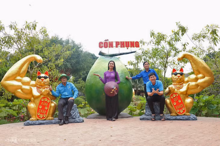 Vietnam goes feline for the Year of the Cat