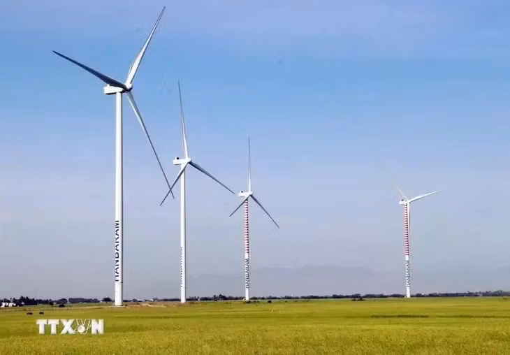 Vietnam is developing renewable energy to deliver on its carbon neutrality target by 2050. (Photo: VNA)