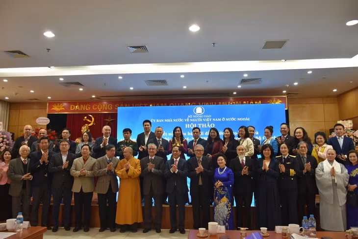 Delegates attend the workshop titled '65 years of connecting overseas citizens with the country and 20 years of implementing the Politburo’s Resolution 36-NQ/TW on overseas Vietnamese affairs' in Hanoi, December 25, 2024. Photo: State Committee for Overseas Vietnamese Affairs
