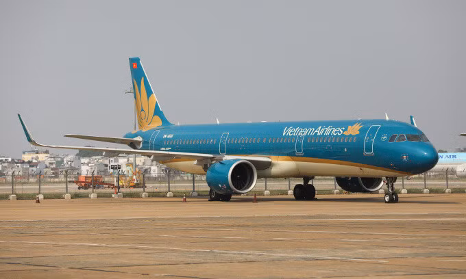 Domestic flights fully booked for Tet