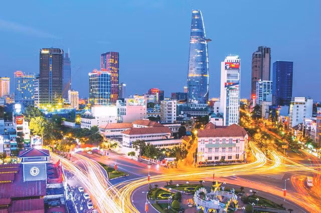 Viet Nam to enter Top 20 fastest growing economies globally in 2024 ảnh 1