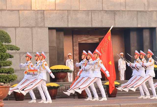 The honour guard inspects in front of President Hồ Chí Minh's Mausoleum in Hà Nội on Monday.—VNA/VNS Photo Hoàng Hiếu