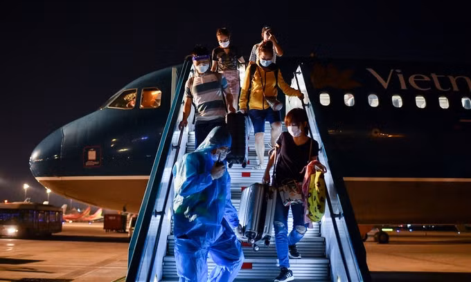 Foreign arrivals surge 71 pct as int'l flights resume