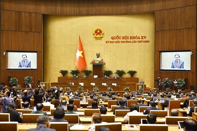 National Assembly Chairman Trần Thanh Mẫn delivered the opening speech at the 9th extraordinary session in Hà Nội on February 12. — VNA/VNS Photo Doãn Tấn