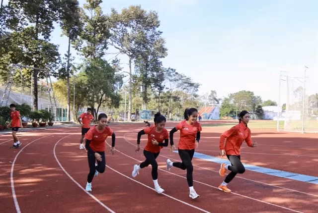 Runners practise in HCM City. Athletics is a major sport at every sport competitors. VNS Photo Dũng Phương