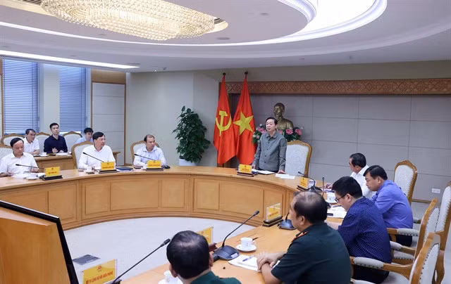 Deputy Prime Minister Trần Hồng Hà speaks at the meeting. —VNA/VNS Photo