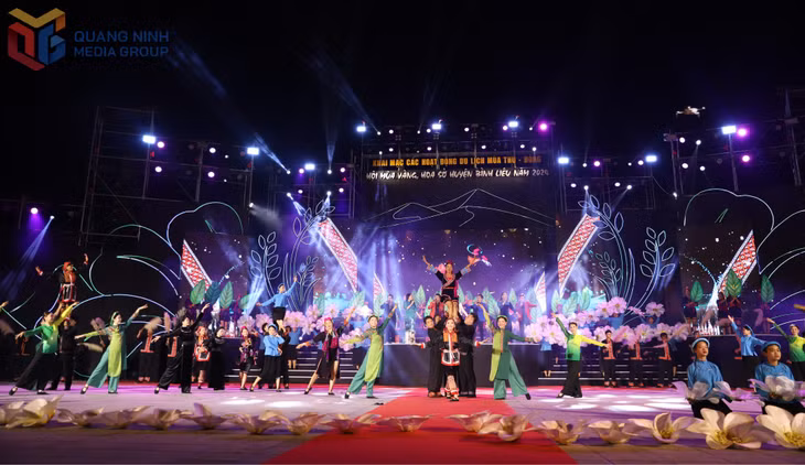 A vibrant cultural performance showcased the rich traditions of ethnic minority communities at the 2024 Binh Lieu Culture and Tourism Week.